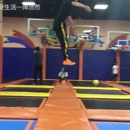 蹦床成人锻炼视频,跟随蹦床锻炼视频打造健康体态