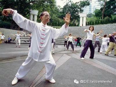 成人练太极视频下载