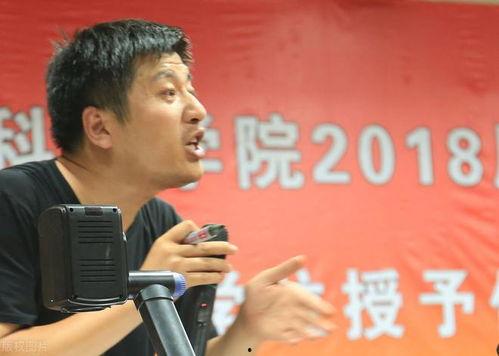 张雪峰成人外卖视频,揭秘背后的真相与挑战